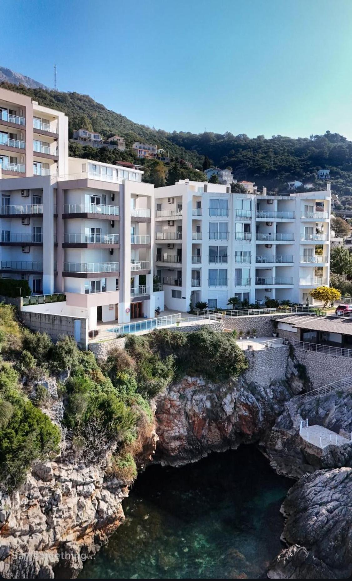 Paradise Beachfront View 1 Бар Екстериор снимка