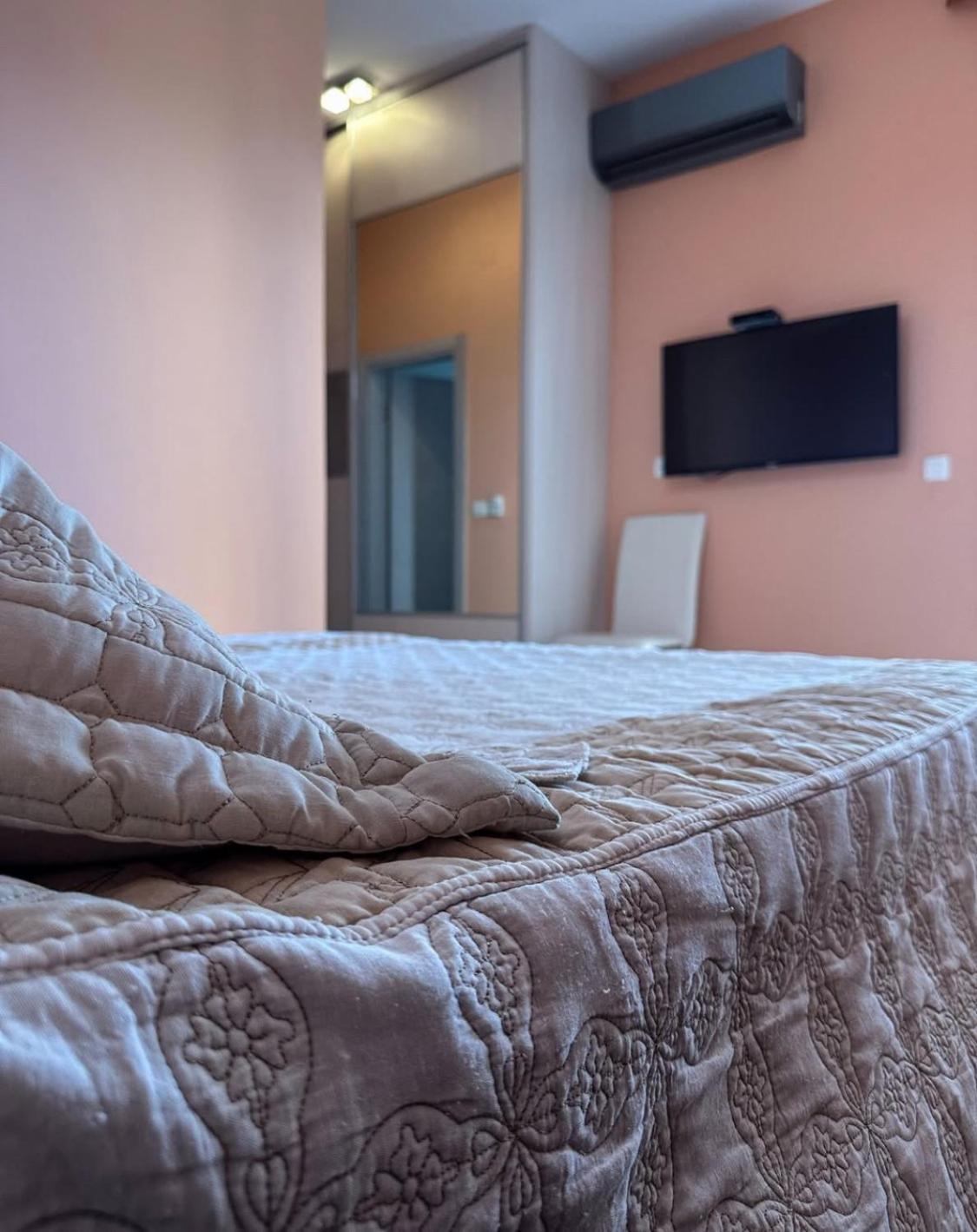 Paradise Beachfront View 1 Бар Екстериор снимка